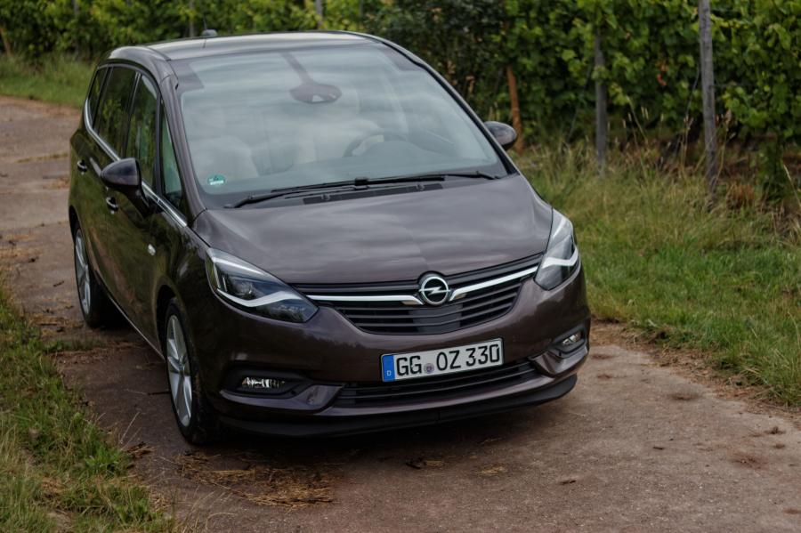  Opel Zafira 2016 года  (фото 5 из 35)
